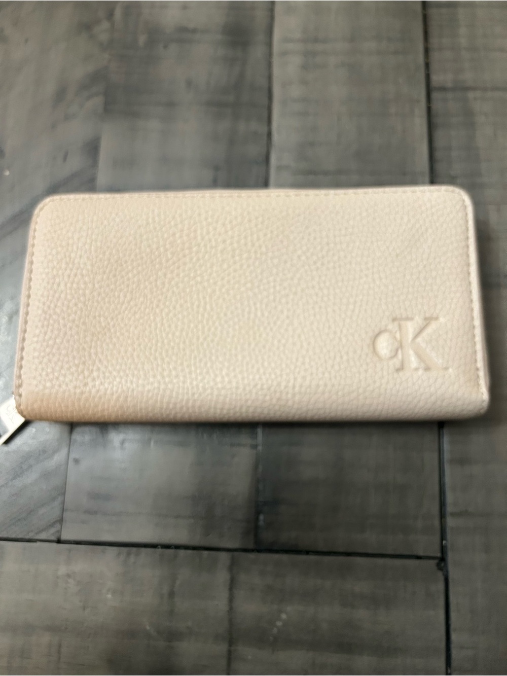 Calvin Klein Pebbled Zip Wallet